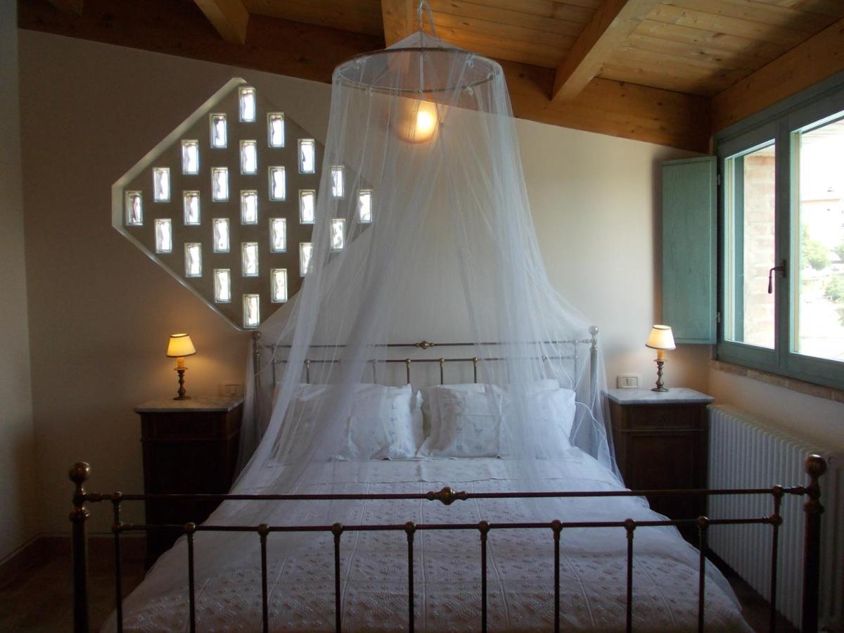 Locanda San Francesco Montecarotto エクステリア 写真
