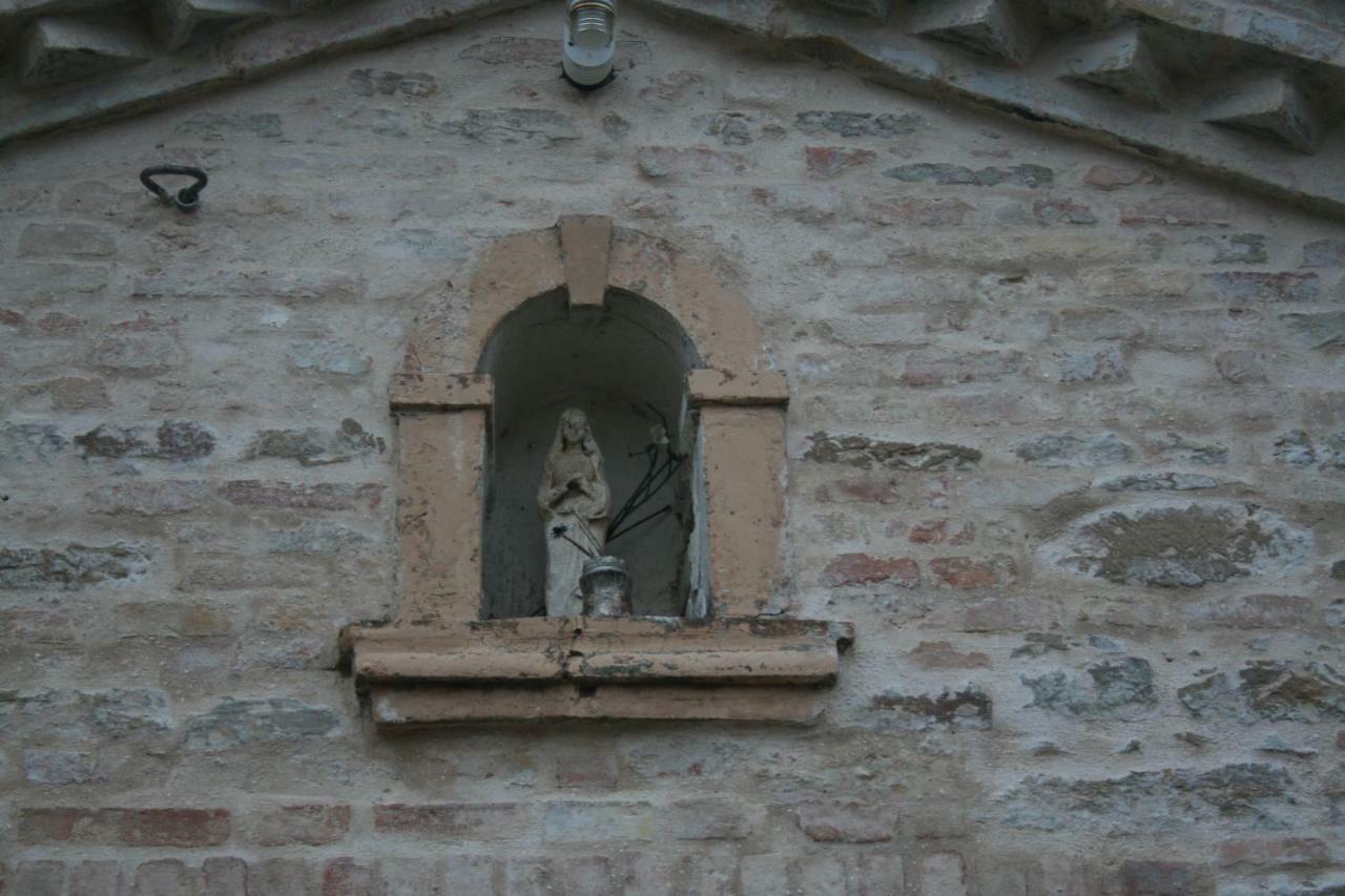 Locanda San Francesco Montecarotto エクステリア 写真