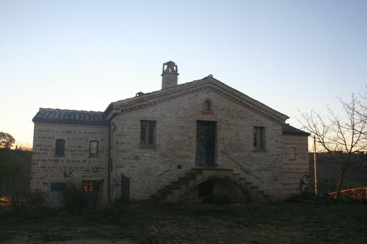 Locanda San Francesco Montecarotto エクステリア 写真